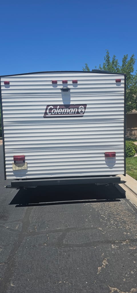 2024 Coleman Lantern Lt 17B Towable trailer in Washington