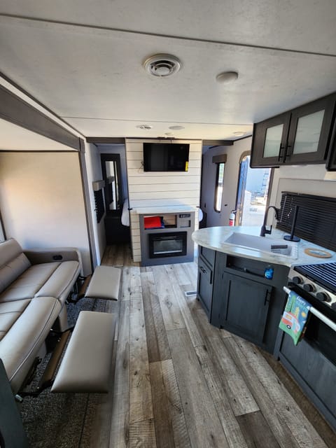 Great get-away 2022 KeyStone RV Colorado Towable trailer in Santee