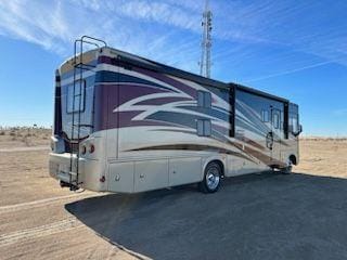 Forest River 350TS RV Drivable vehicle in El Cajon