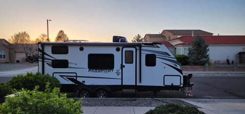 ADVENTURE READY! FAMILY FRIENDLY! 2022 Keystone Passport SL 219 BH Towable trailer in Rio Rancho