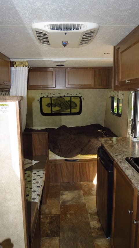 2016 Coachmen Clipper Towable trailer in San Antonio
