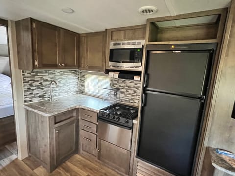 2019 Dutchmen Aspen Trail Towable trailer in Holly