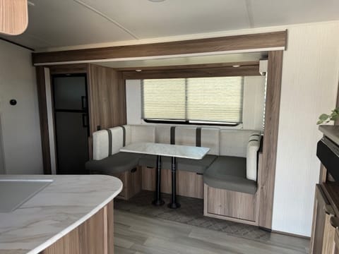 2024 25ft Travel Trailer Towable trailer in Maricopa