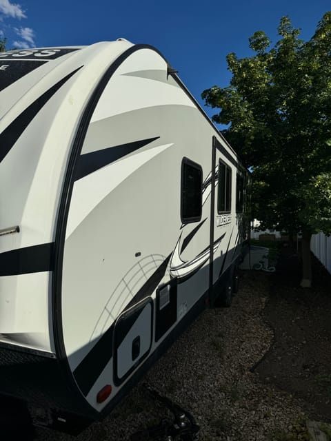 The 2021 WilderWest Wilderness  - Sleep up to 10! Towable trailer in West Jordan