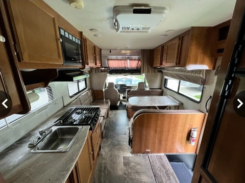 2019 COACHMEN LEPRECHAUN 230CB CLASS C RV Drivable vehicle in Roseville