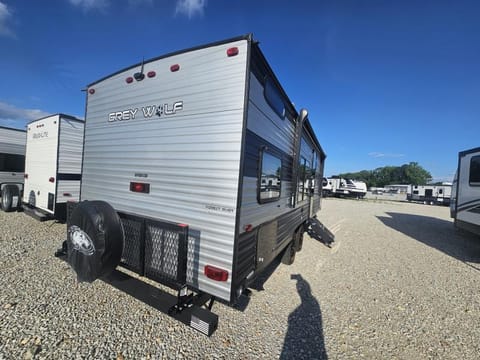 2022 Cherokee Grey Wolf Towable trailer in Hudson