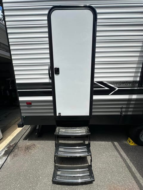 2024 Coleman 263 BH Towable trailer in Toms River