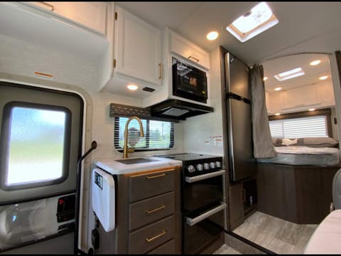 2024 Freedom Elite Drivable vehicle in Florence