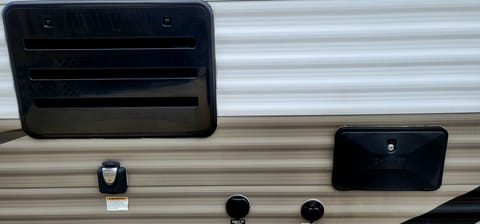 Fall in love with Glamping! Towable trailer in Grove City