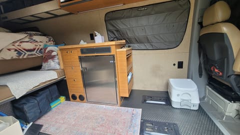 2018  Sprinter Camper 4 Person Van Campervan in Santa Cruz