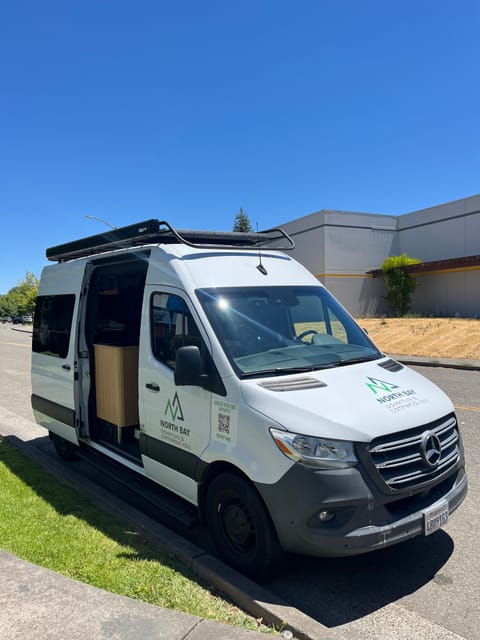 "Adventure Awaits: Fully-Loaded Sprinter Van for Epic Road Trips" Drivable vehicle in Windsor