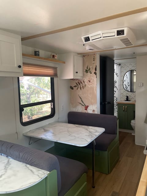 Duck duck green duck! Towable trailer in Sherman Oaks