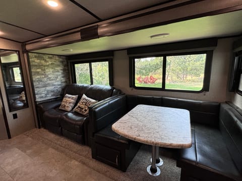 2020 Grand Design Imagine 2800BH “Your home away from home!” Towable trailer in Black Forest