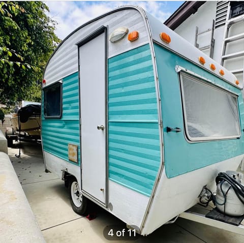 Vintage Beauty Towable trailer in Newbury Park