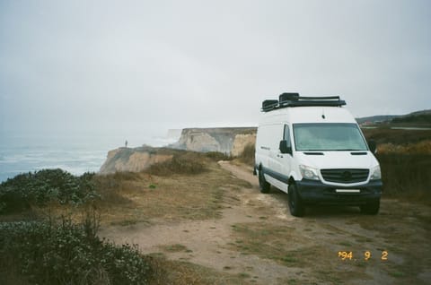 Vanbert: 4x4 Loaded Sprinter  - Toilet, Shower, Pets OK - Adventure Awaits Campervan in Berkeley