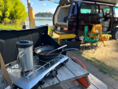 “Zelda” the 1991 Vanagon Campervan in Auburn