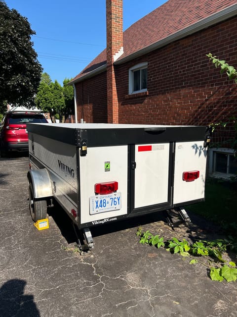 Tow with almost any car! 2018 Viking Tent Trailer **Pet Friendly** Towable trailer in Toronto