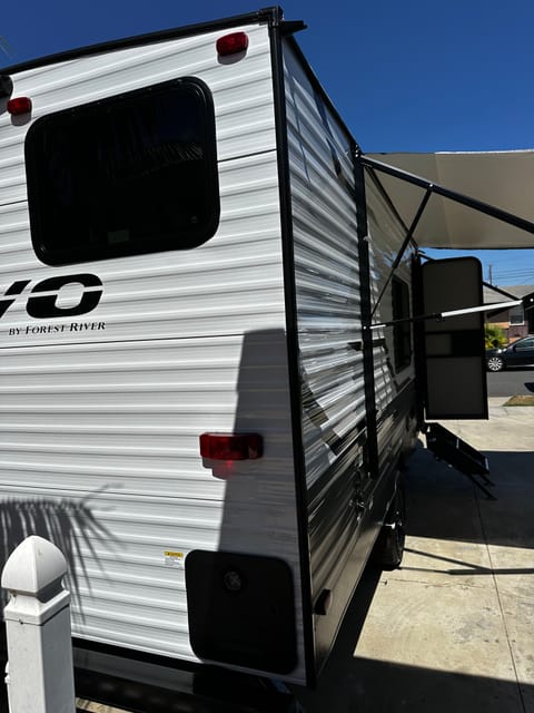 2024 Light and Easy to tow Evo trailer Towable trailer in Gardena