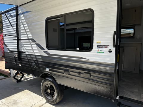 2024 Light and Easy to tow Evo trailer Towable trailer in Gardena