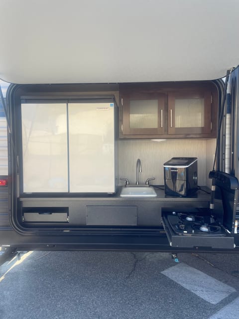 Gonzalez-Jenkings Weekender! Towable trailer in Eastvale