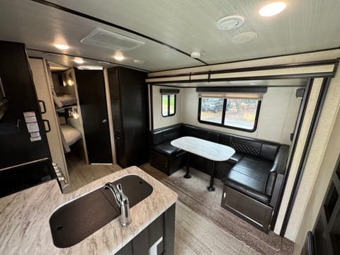 Traveling Spirit Bunkhouse Towable trailer in Klamath Falls