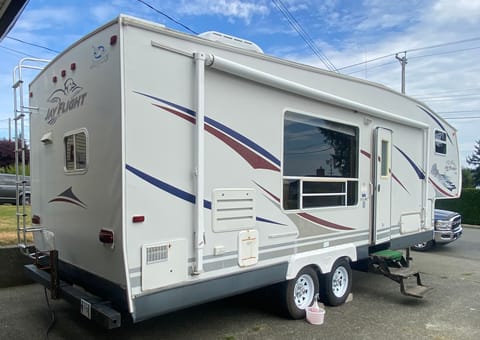 Jay Flight Towable trailer in Campbell River