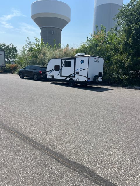 Real Lite Mini Towable trailer in Pasco