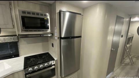 2021 Catalina Forest River Coa 2  34 Towable trailer in New Braunfels