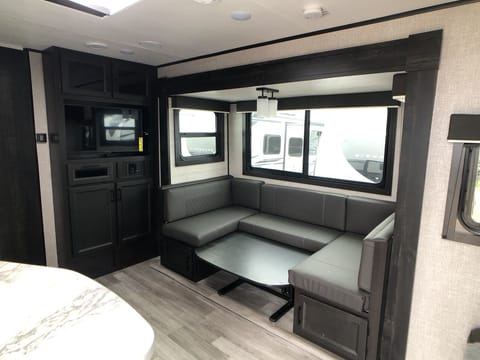 Airbnb on Wheels! - 2022 Jayco Jay Flight Towable trailer in Corona