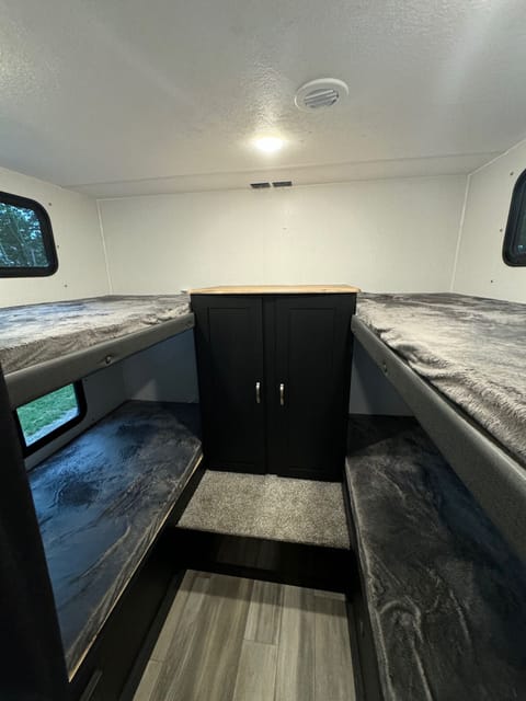 2024 Coachmen Freedom Express *Brand New* Towable trailer in Indian River