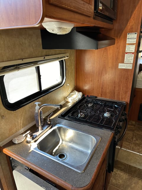 Clean Family RV - Freedom Express 2009 Drivable vehicle in Redwood Shores