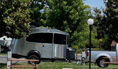 Tin Tent Towable trailer in El Dorado Hills