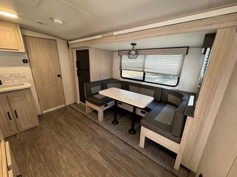 Renter’s Edge USA Vacation Rentals Towable trailer in Modesto