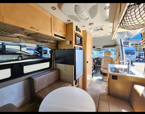 “NEW LISTING” Pleasure way classB Drivable vehicle in San Lorenzo