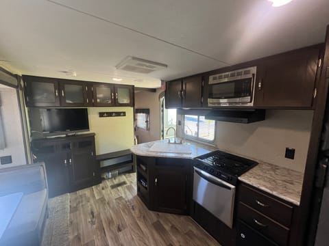 2018 Springdale Family Getaway Towable trailer in Willits