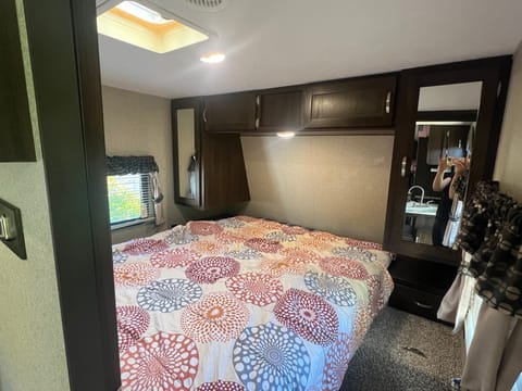 2018 Springdale Family Getaway Towable trailer in Willits