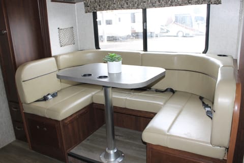 Spacious dinette 