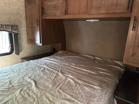 FALL/WINTER SPECIAL $100 A NIGHT Towable trailer in Edgecliff Village