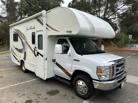 Agnes, a 2019 Thor Four Winds 24ft Drivable vehicle in Monterey Park