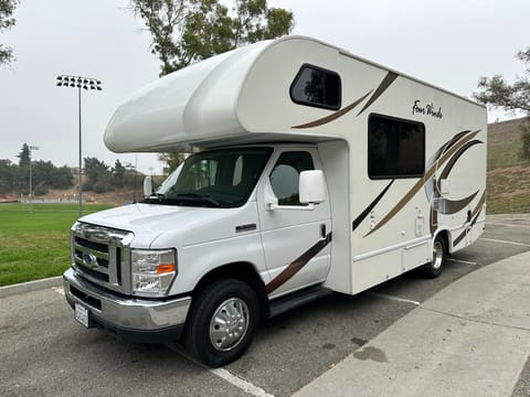 Agnes, a 2019 Thor Four Winds 24ft Drivable vehicle in Monterey Park