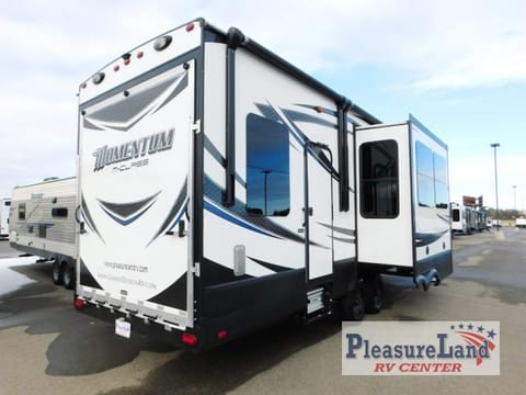 2016 Grand design momentum toy hauler Towable trailer in Bridgman