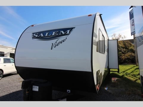 Jeff and Jen's Scenic View Towable trailer in Opelika