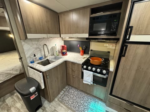 2021 Grand Design Imagine 2800BH Travel Trailer (delivery only) Towable trailer in Georgetown