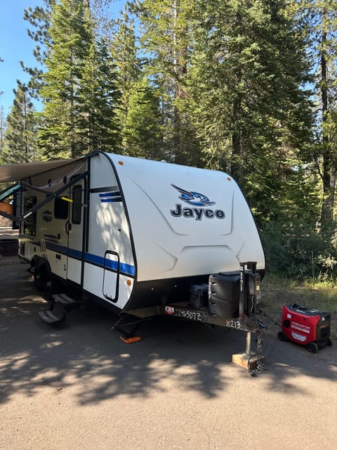 JayCo Feather Towable trailer in Sparks