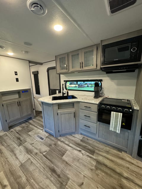 Brand New, Family Friendly Coleman Camper Reboque rebocável in Dillsburg