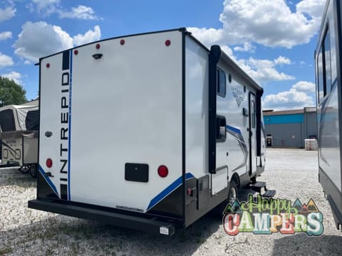 2023 Riverside Rv Intrepid Towable trailer in Lafayette