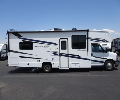 2023 Coachmen Freelander 27QB Drivable vehicle in Albuquerque