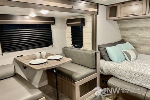 2022 SUNSET TRAIL Towable trailer in Paine Lake Stickney