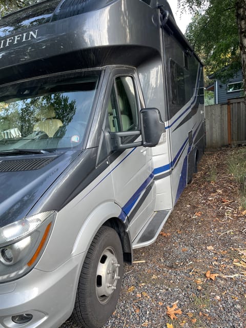 2019 Tiffin Wayfarer Veicolo da guidare in Sellwood - Moreland