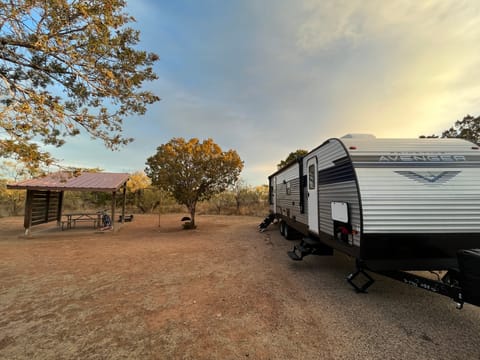 Blue Moon: 2023 PrimeTime Avenger Towable trailer in Georgetown